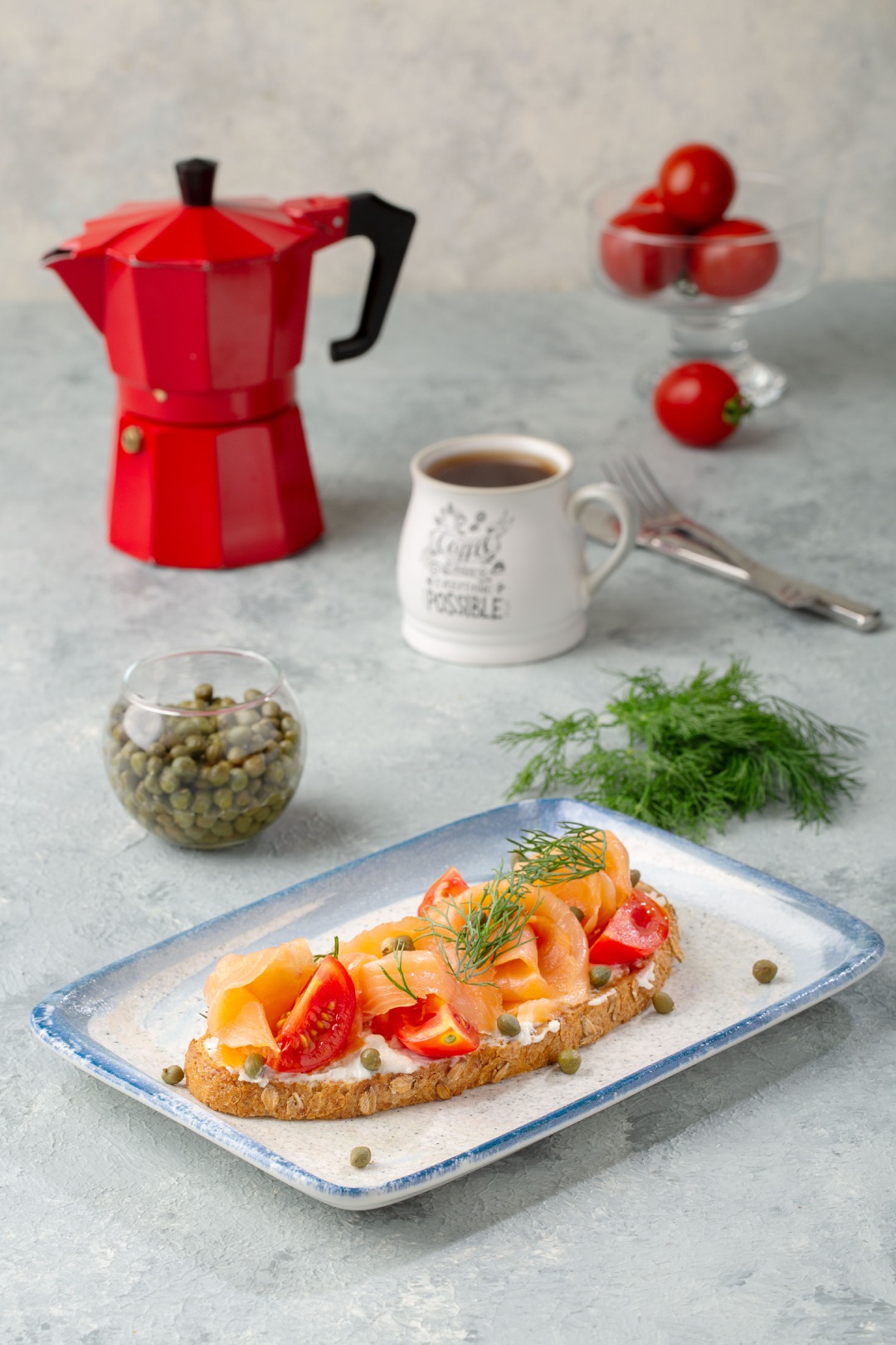 Smoked salmon toast - Farashti: health, beauty, and fitness