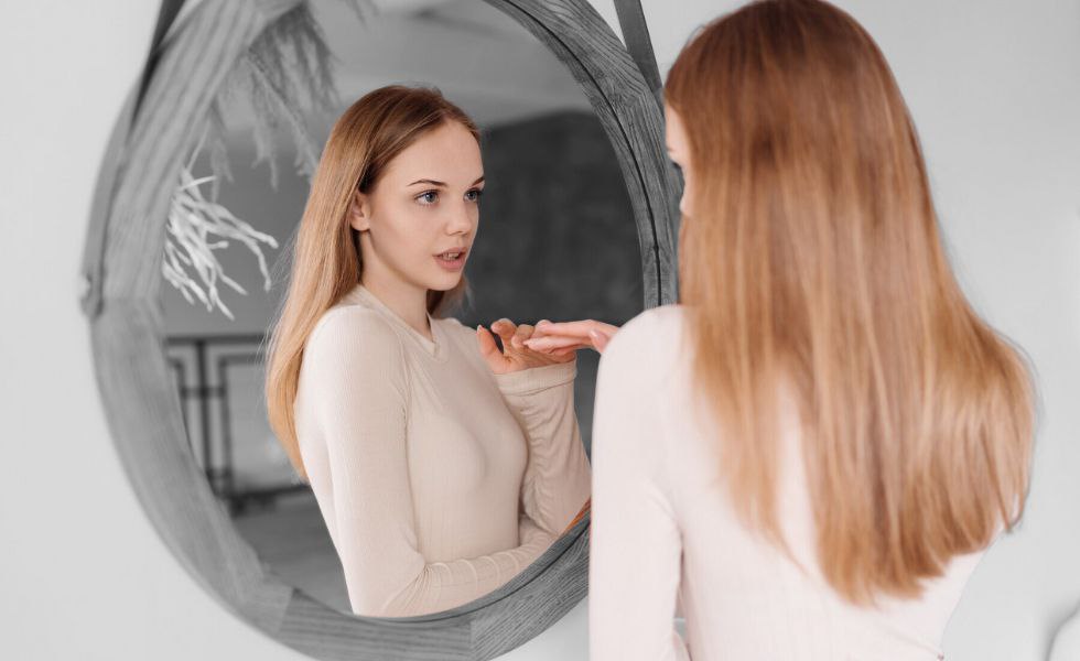 أنواع المرأة النرجسية